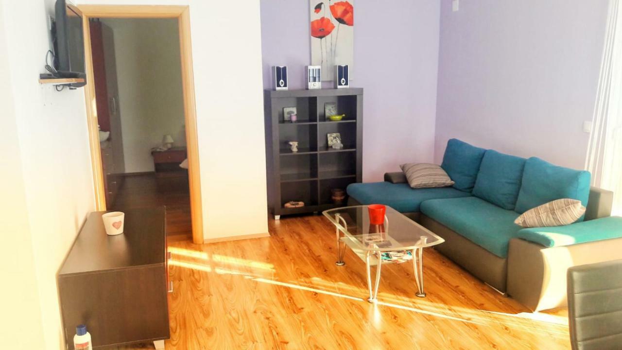 Apartman โคลัน ภายนอก รูปภาพ